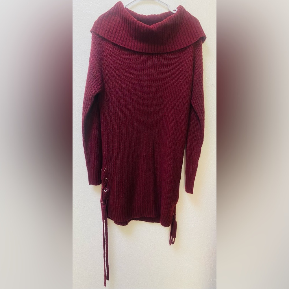 knee length dress wine color is a little thick fabric size XL AMP knit